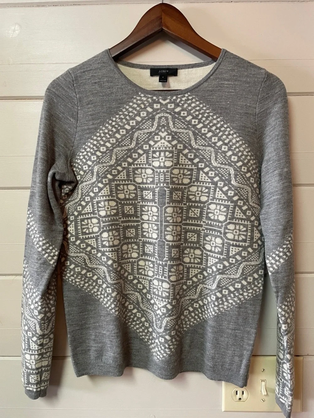 J.Crew Women’s Merino Wool Sweater Pullover Fair Isle Gray White Size S.